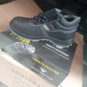 Safety Master Boot