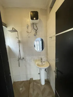 1bdrm Apartment in Chevron, Lekki for rent