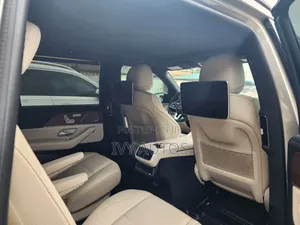 Mercedes-Benz GLS-Class 2021 Brown