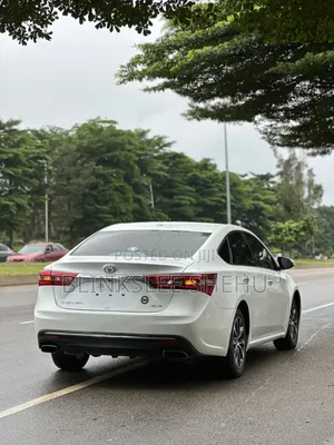 Toyota Avalon 2015 White