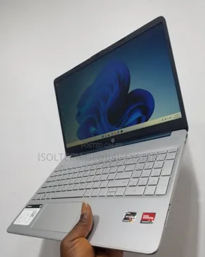 Laptop HP 8GB AMD Ryzen 5 HDD 256GB