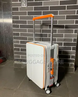 Single Hand Luxury Luggage Box