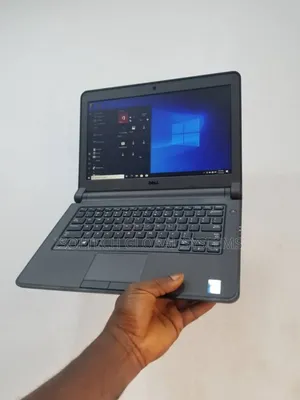 Laptop Dell Latitude 13 3340 4GB Intel Celeron HDD 500GB