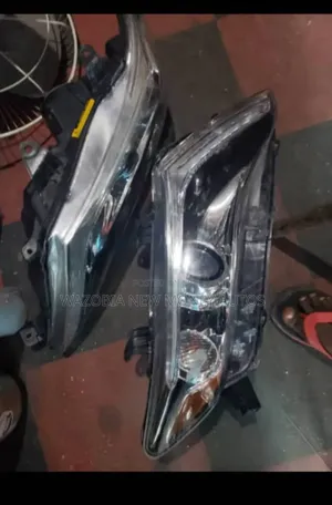 Direct Headlamp for Toyota Venza 2015 Model