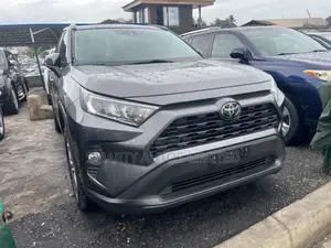 Toyota RAV4 Limited AWD 2020 Gray
