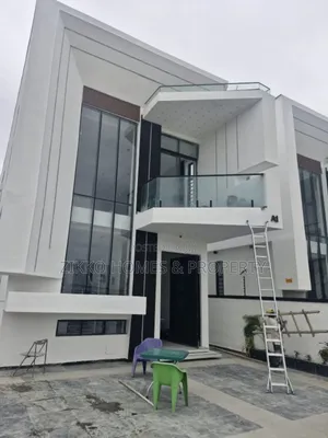 5bdrm Duplex in Ajah, Lekki for sale