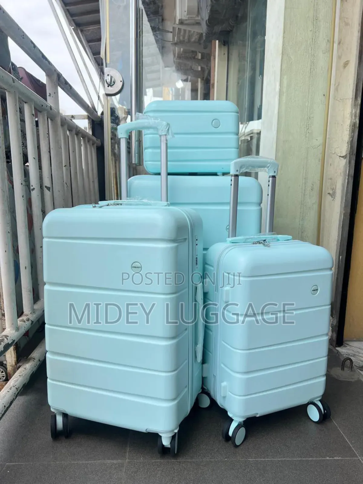 Rubber Luggage Box