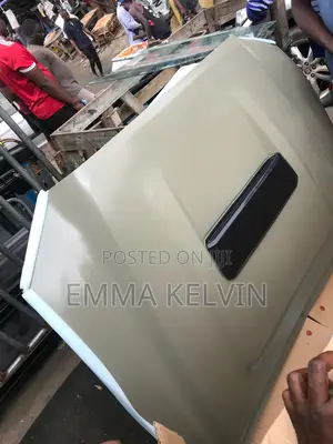 Complete Bonnet With Culent for Toyota Tacoma 2018/2020 Model