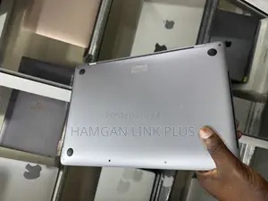 Laptop Apple MacBook Pro 2020 16GB Intel Core i7 SSD 512GB