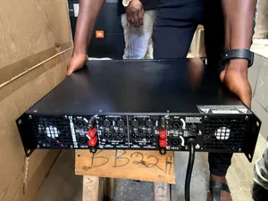 HCS Classic Fp4800 Amplifier