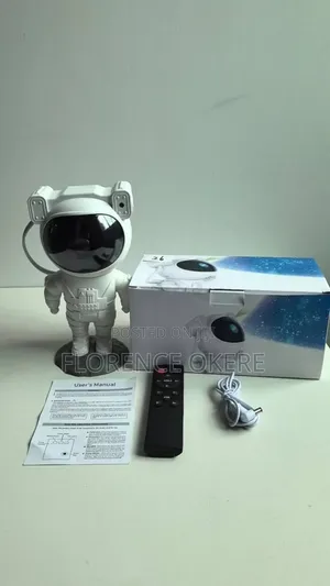 Nebula Astronaut Starry Projection Lamp