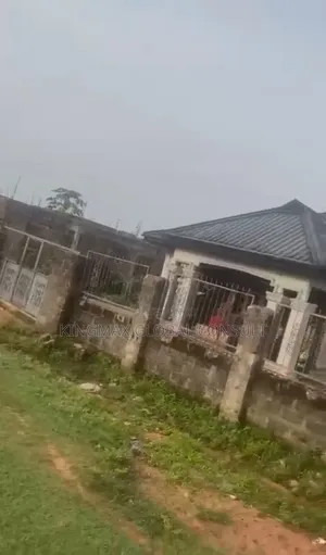 3bdrm Apartment in Amagba Benin City for sale