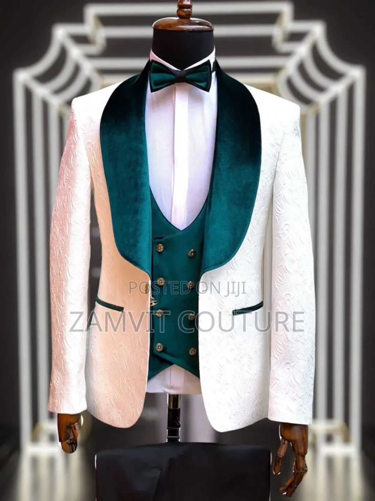 Luxury Emerald Lapel Suit