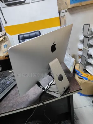 Desktop Computer Apple iMac 8GB Intel Core i5 HDD 1T