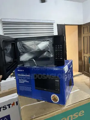 Compact 20l Digital Microwave by Maxi