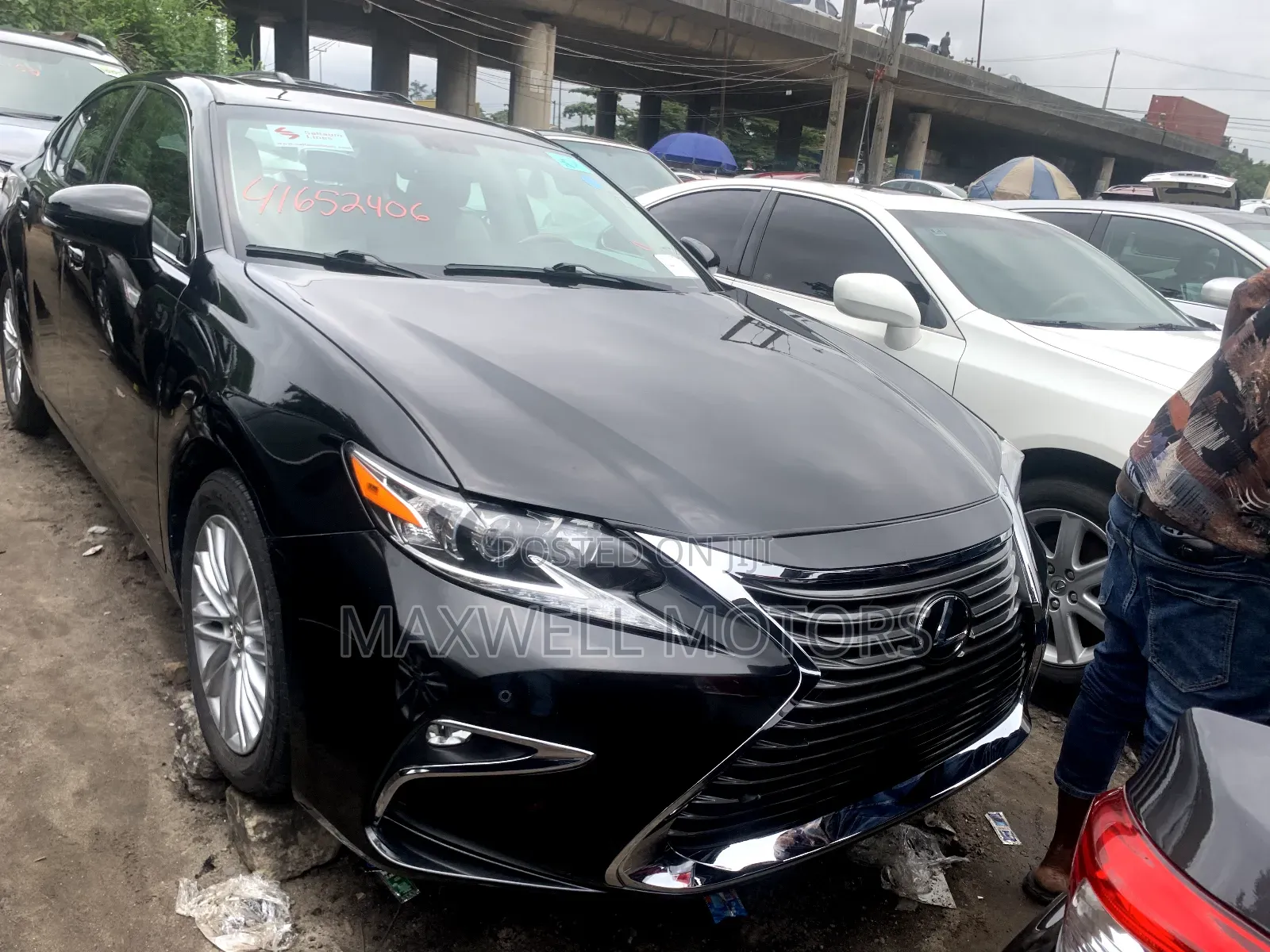 Lexus ES 2017 Brown