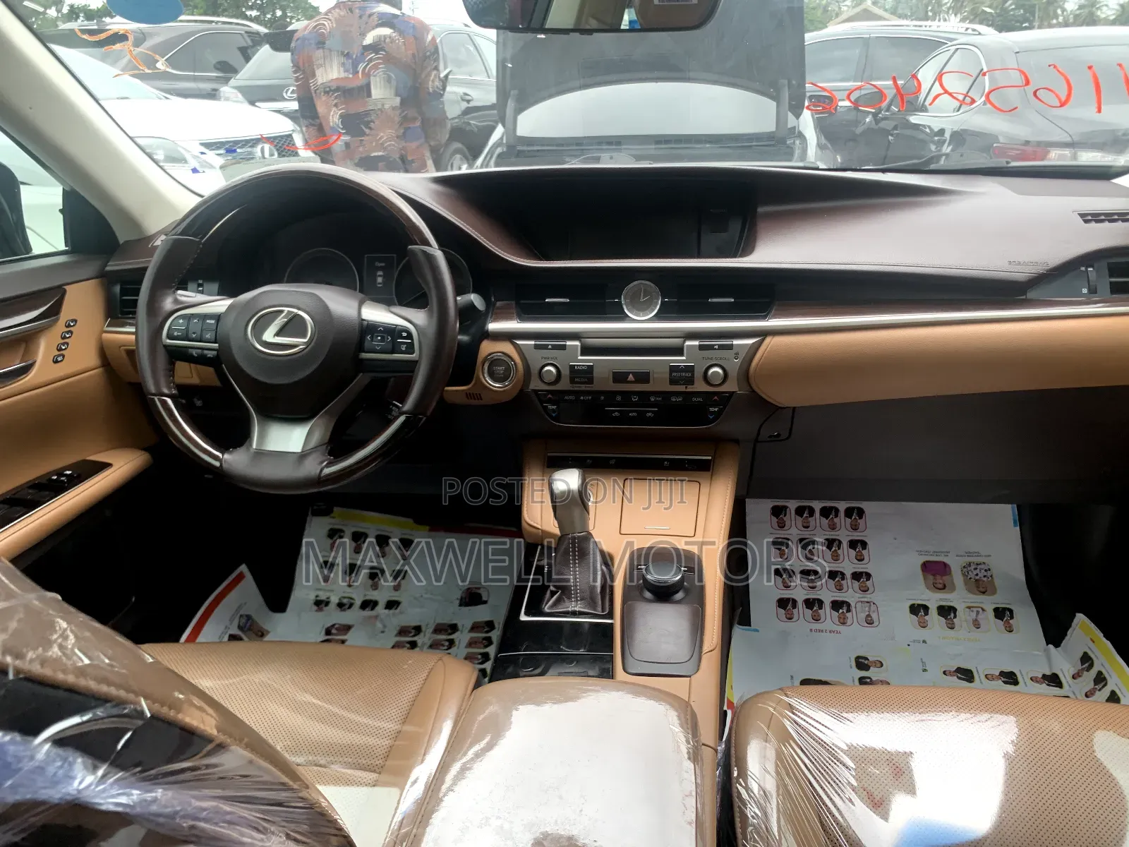 Lexus ES 2017 Brown