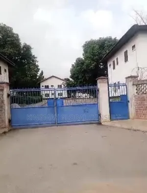 Julius Berger Senior Staff Quarter Karmo for Sale: Size - 2703