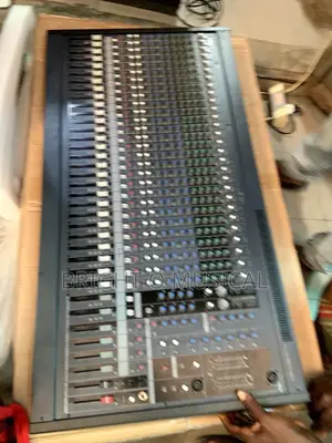 Yamaha Mg32 Mixer