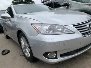 Lexus ES 350 2012 Silver
