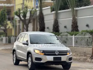 Volkswagen Tiguan 2012 Silver