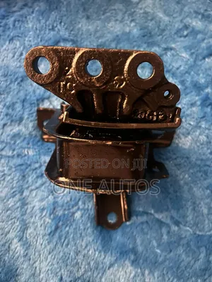 Engine Seat Suzuki Spresso