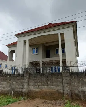 4bdrm Duplex in Diamond City Estate, Lugbe District for sale