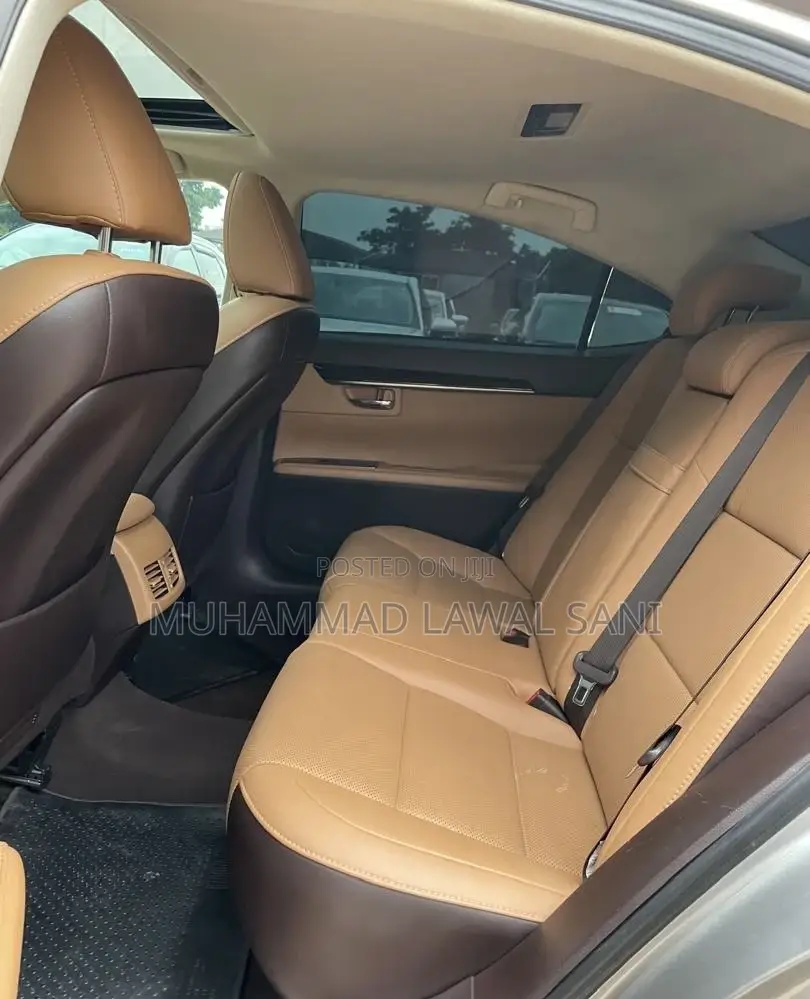 Lexus ES 2016 Gray