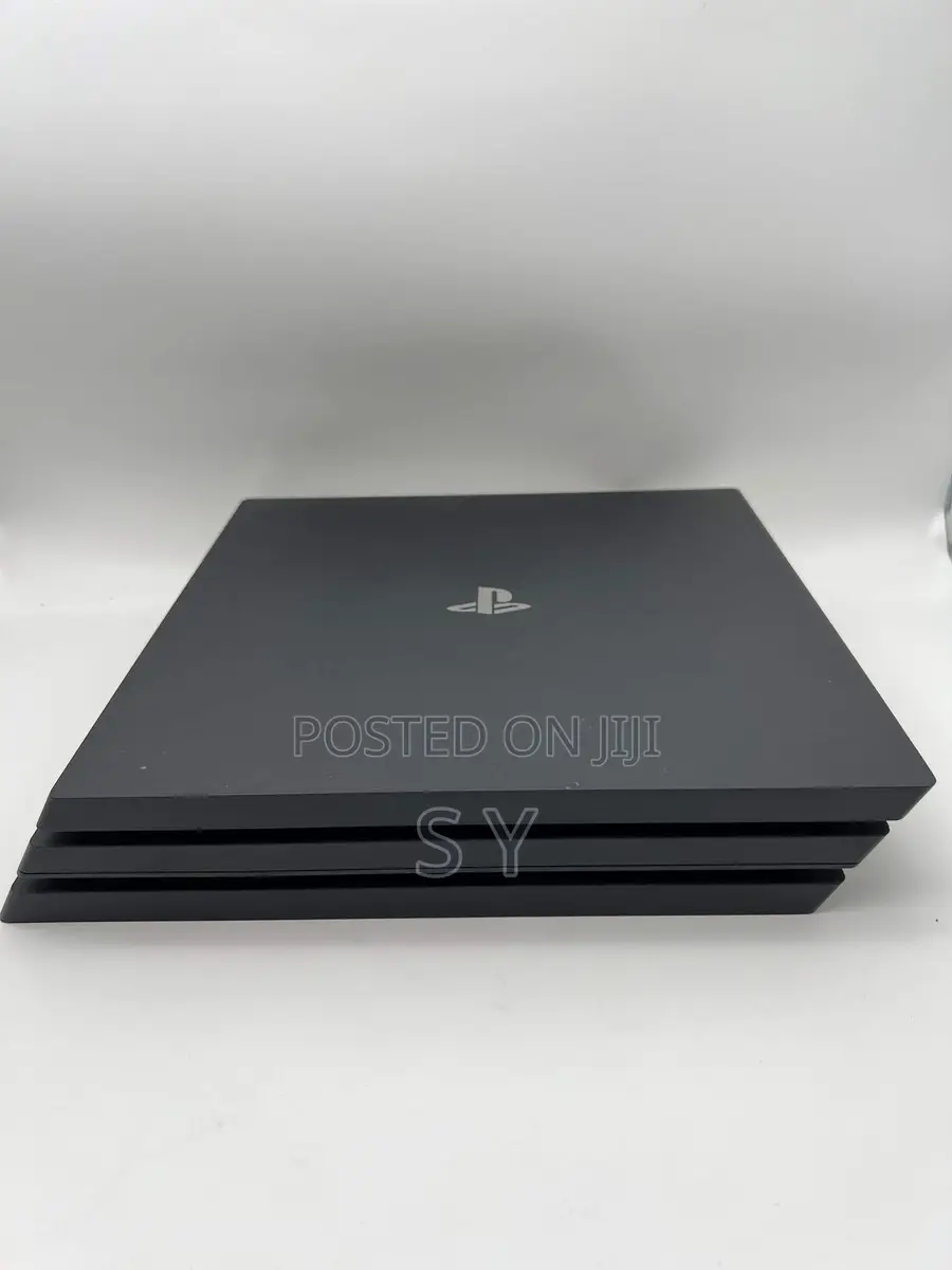 Ps4 Pro 1tb Console With 2 Controllers