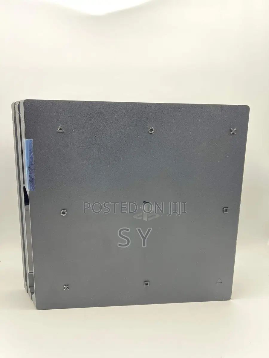 Ps4 Pro 1tb Console With 2 Controllers