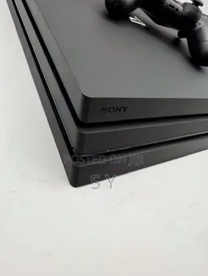 Ps4 Pro 1tb Console With 2 Controllers