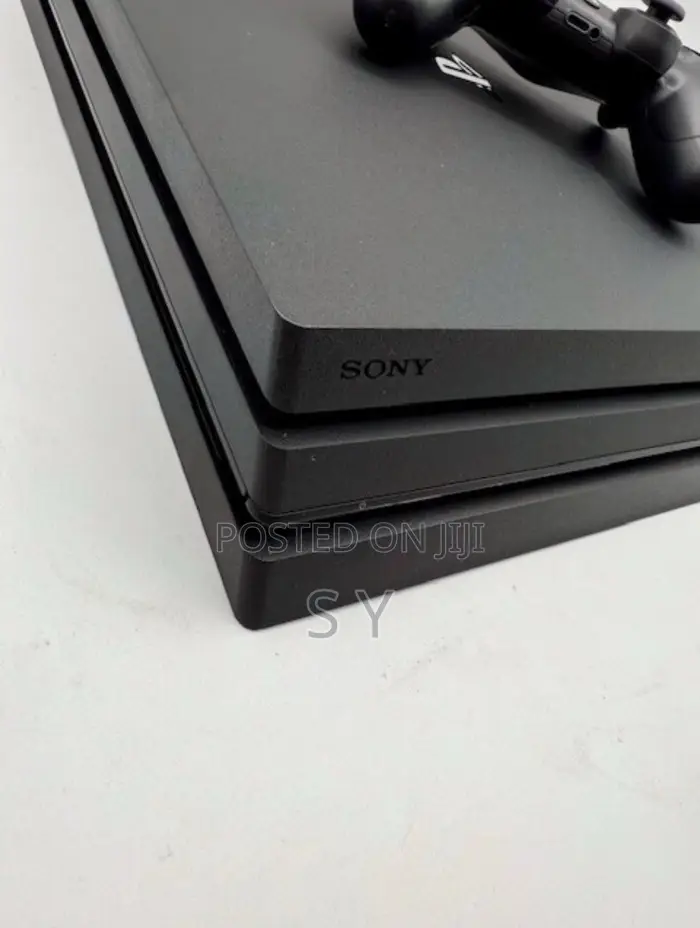 Ps4 Pro 1tb Console With 2 Controllers