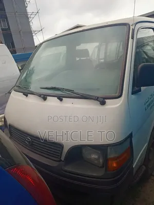 Toyota HiAce 1995 White