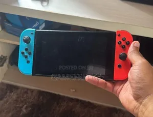 Nintendo Switch Console