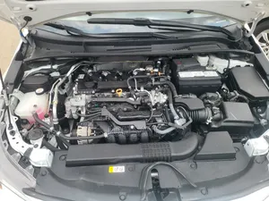 Toyota Corolla SE 2022 White