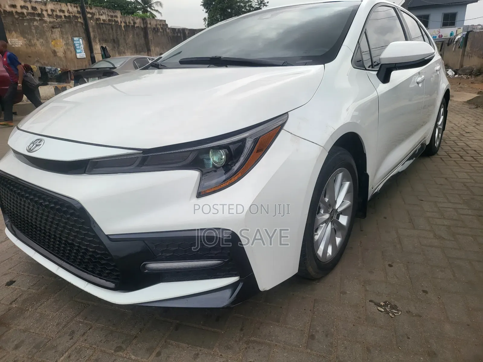 Toyota Corolla SE 2022 White