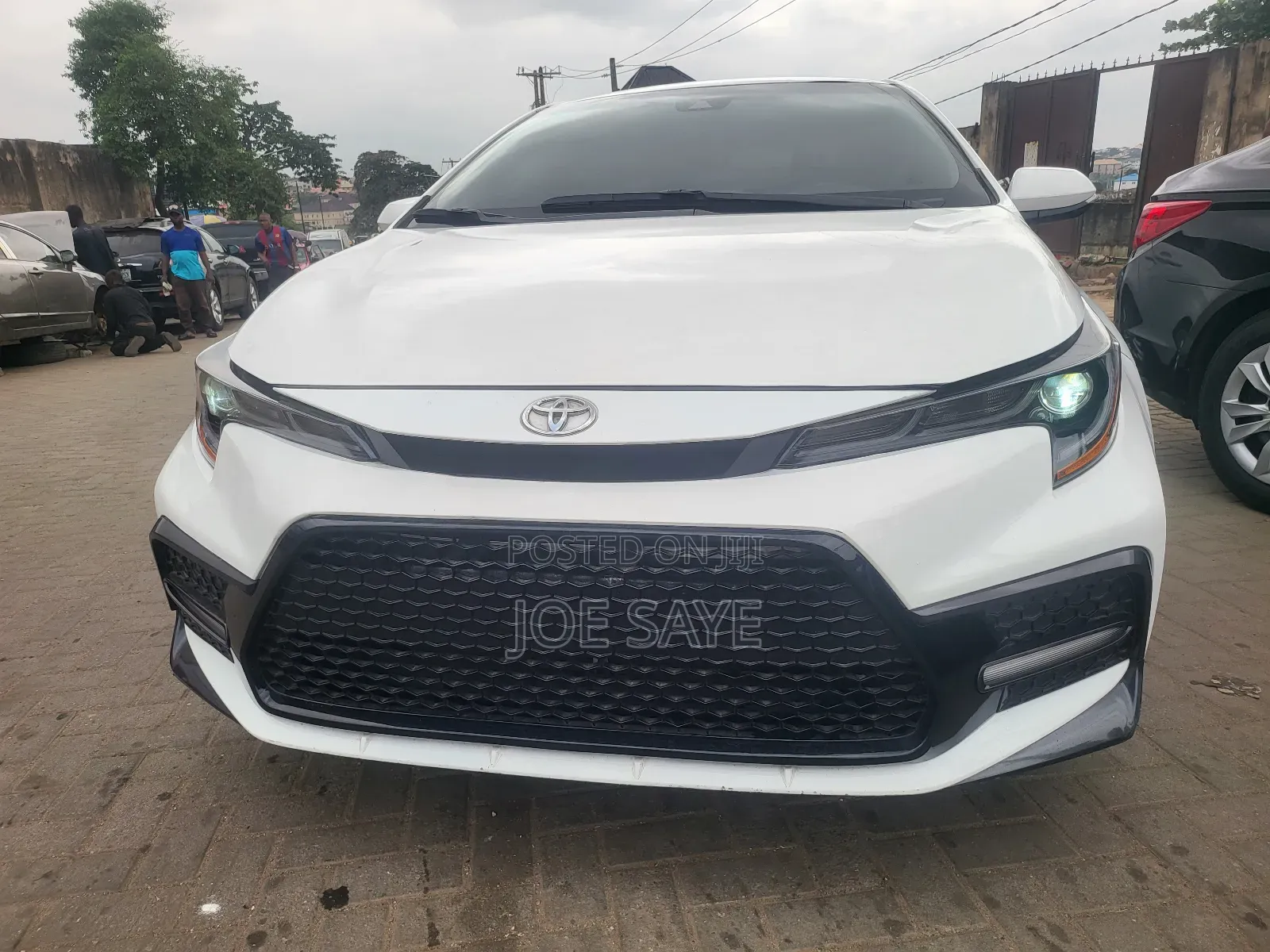 Toyota Corolla SE 2022 White