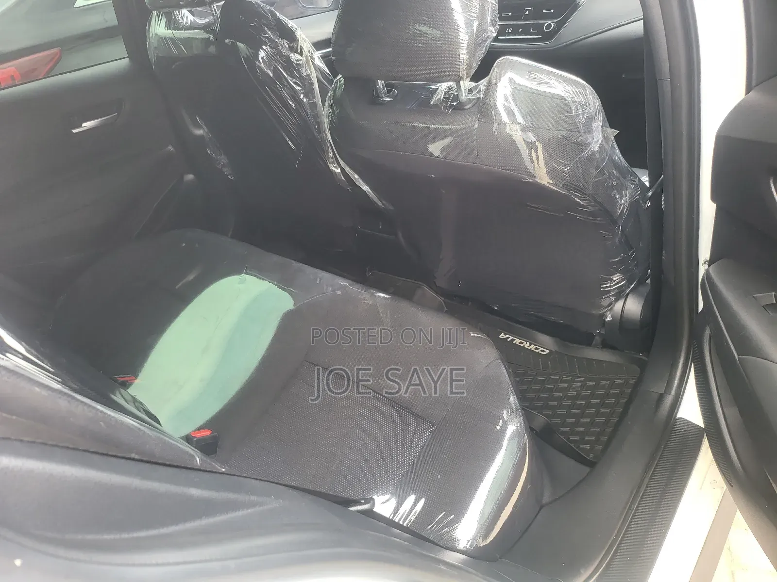 Toyota Corolla SE 2022 White
