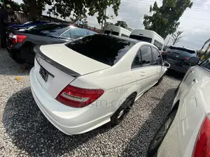 Mercedes-Benz C300 2011 White