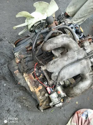 Mitsubishi L200 Engine 2