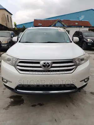 Toyota Highlander Limited 2011 White