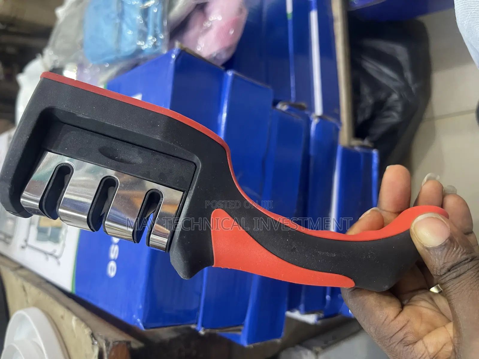 Knife Sharpener for Ur Home