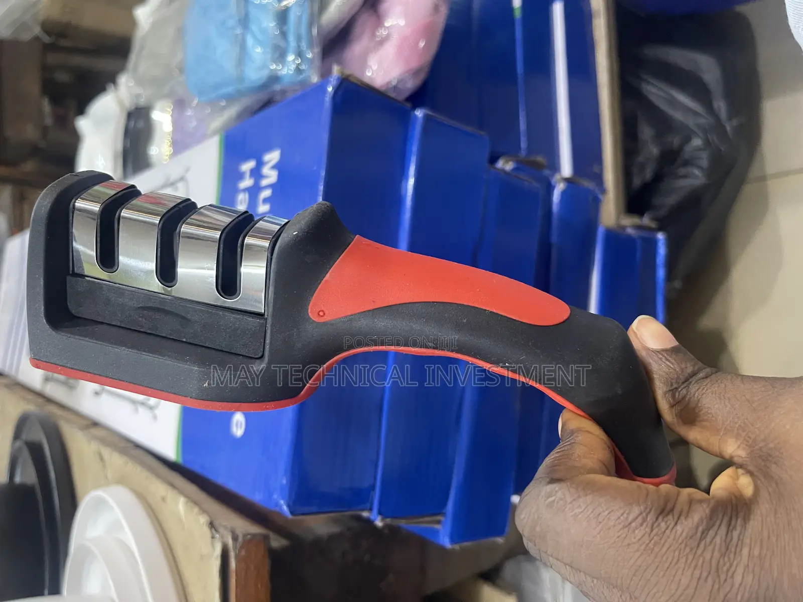 Knife Sharpener for Ur Home