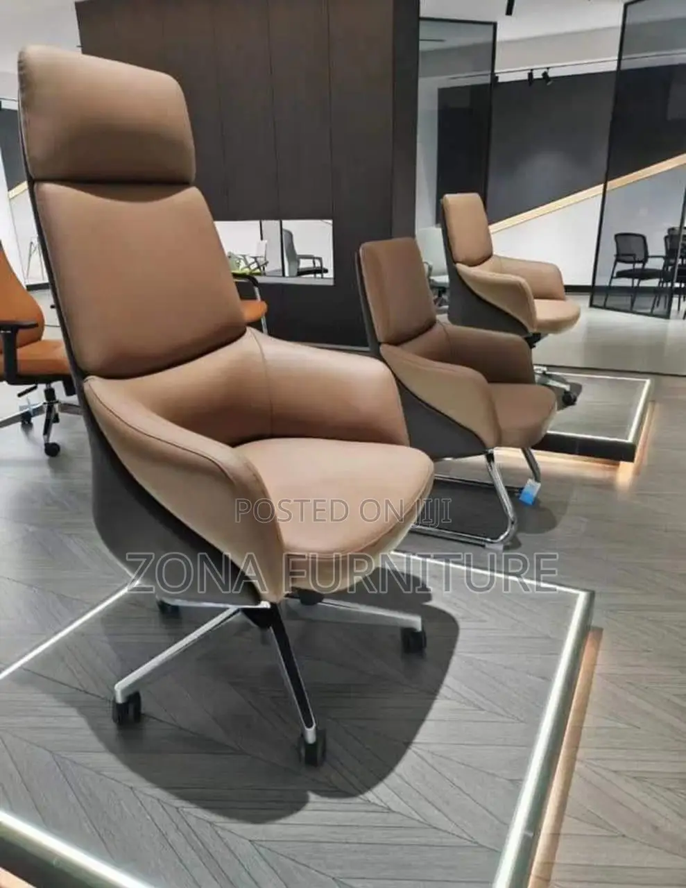 New Model Foreign Design Super Solid Executive Office Swivel Chair
