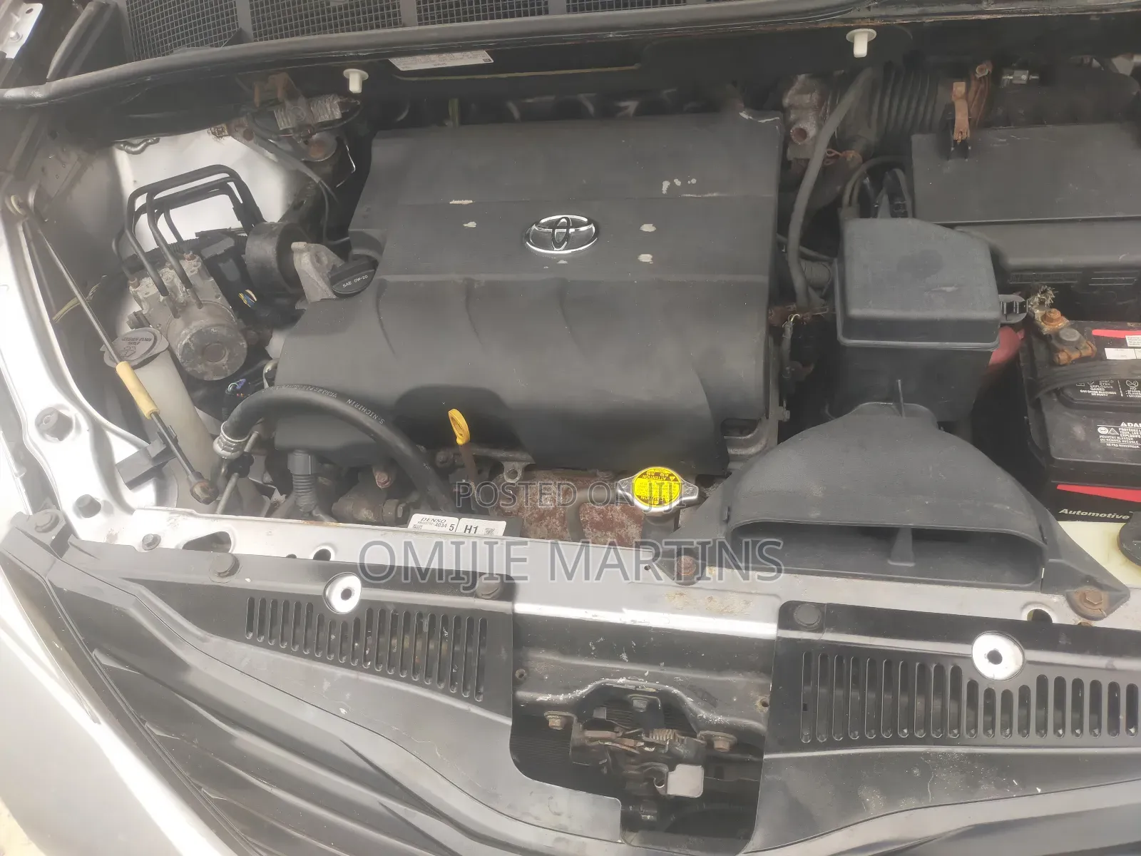 Toyota Sienna 2012 Silver
