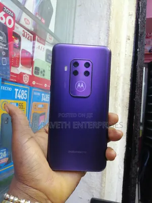 Motorola One Zoom 128 GB Purple