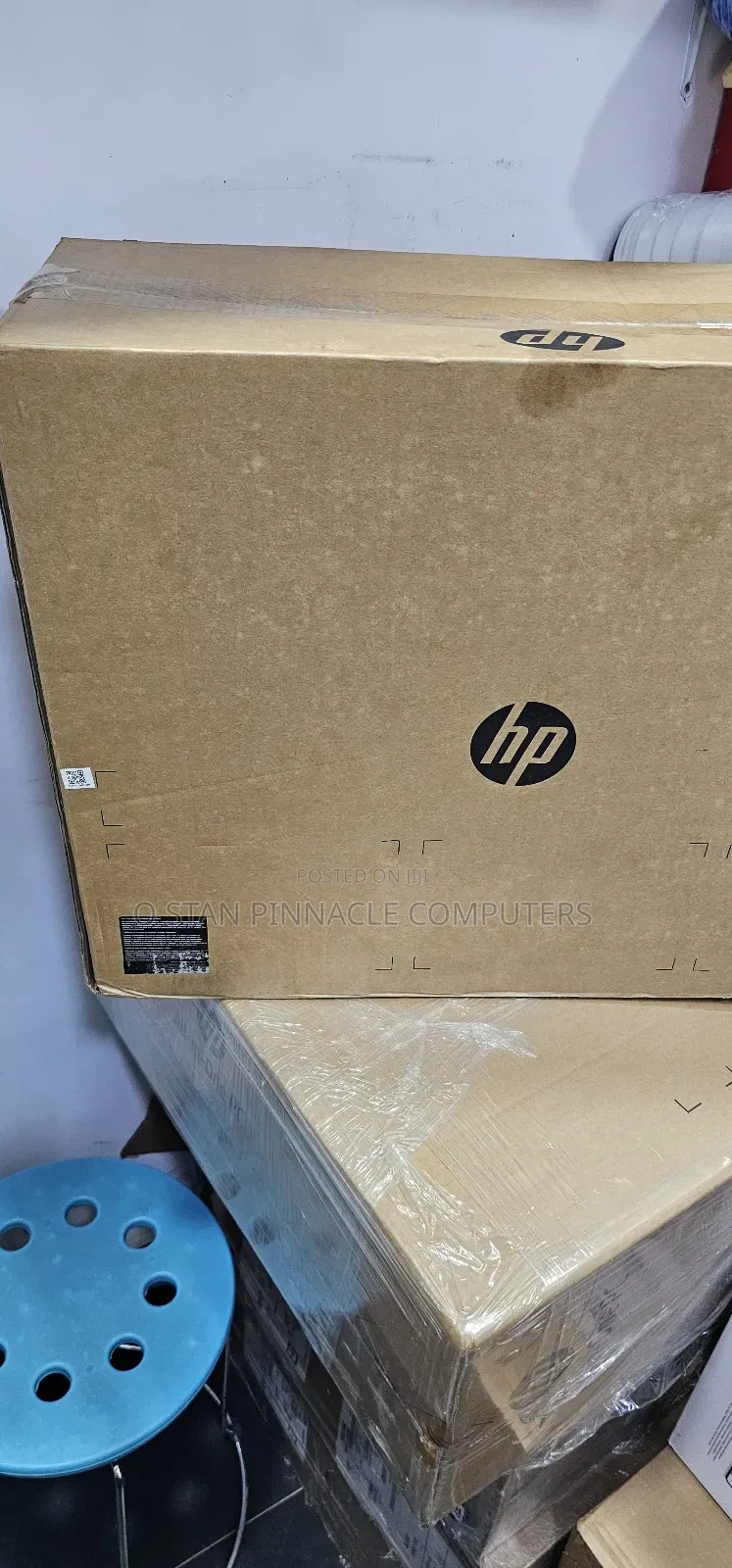 New Desktop Computer HP AiO 22 8GB Intel Core I3 HDD 1T
