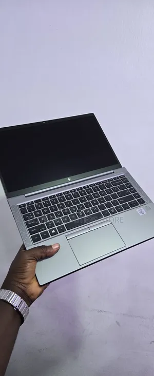 Laptop HP ZBook Firefly 14 G7 32GB Intel Core I7 SSD 512GB
