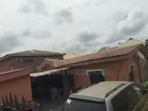 4bdrm Duplex in Ojo for sale