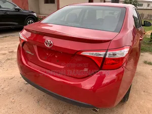Toyota Corolla 2014 Red